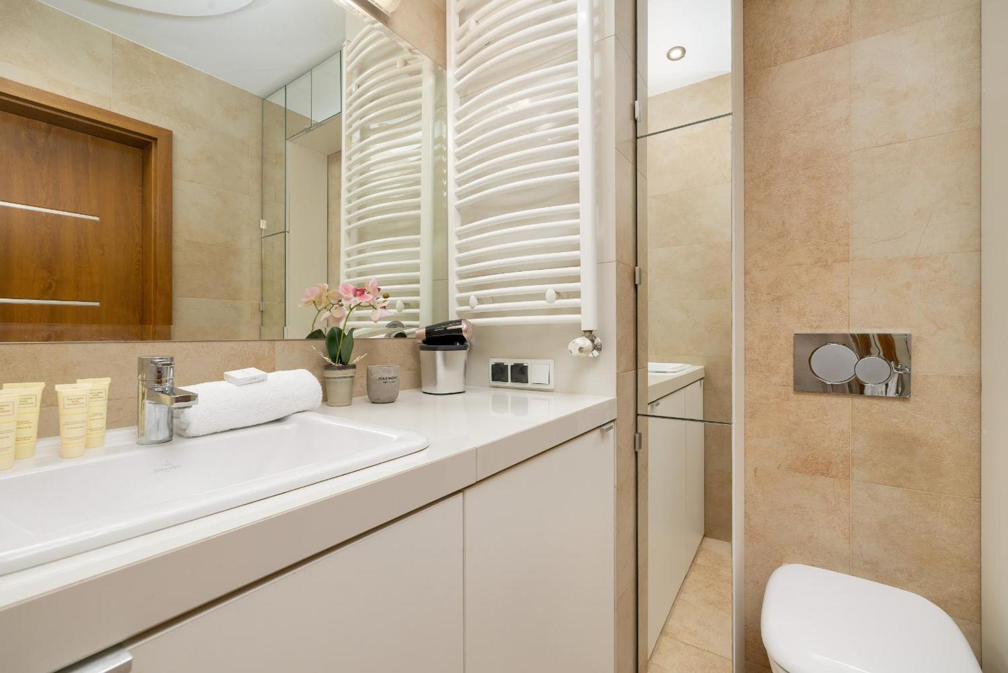 Centrum Krakowa Piekny Apartament Z Balkonem By Rent Like Home 外观 照片